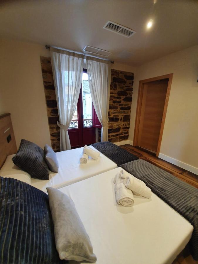 Albergue Casa Cuartel A Fonsagrada ภายนอก รูปภาพ