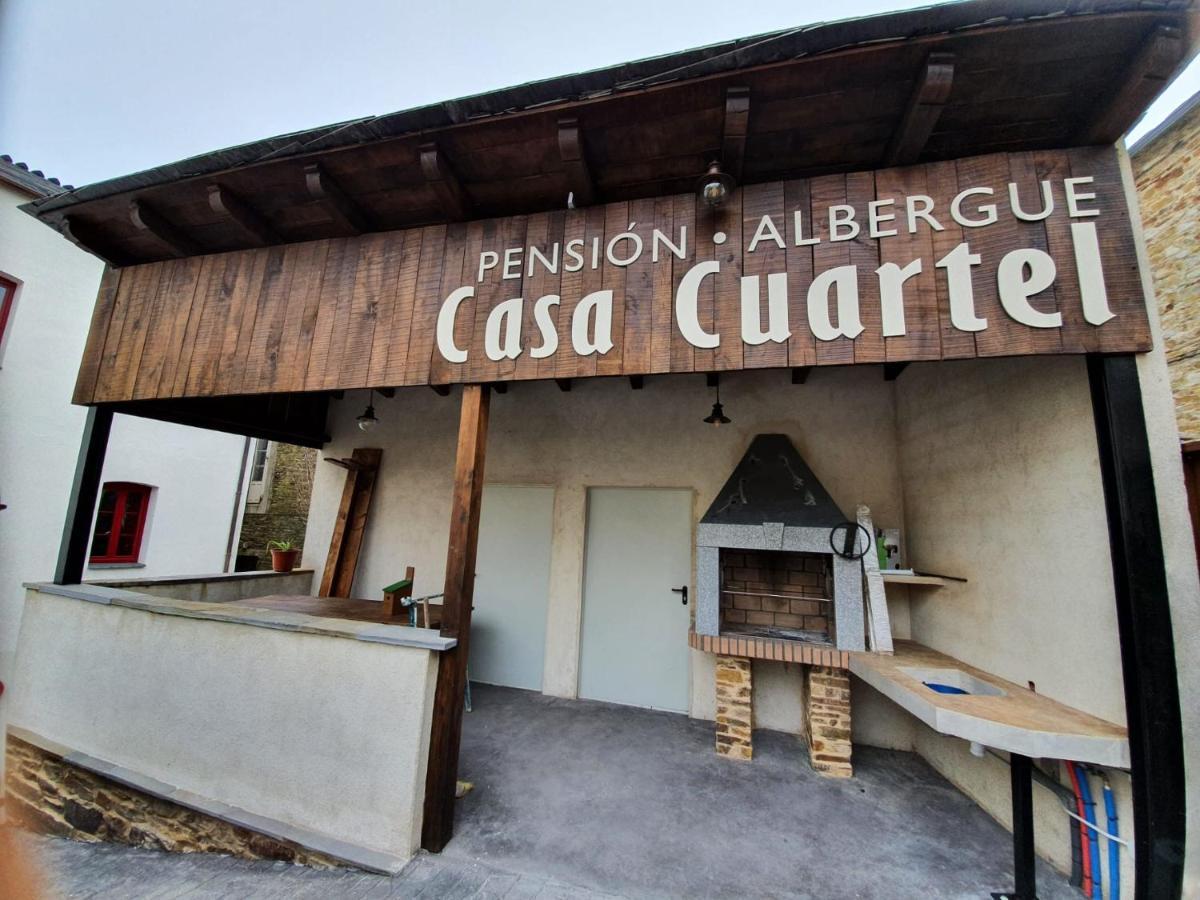 Albergue Casa Cuartel A Fonsagrada ภายนอก รูปภาพ