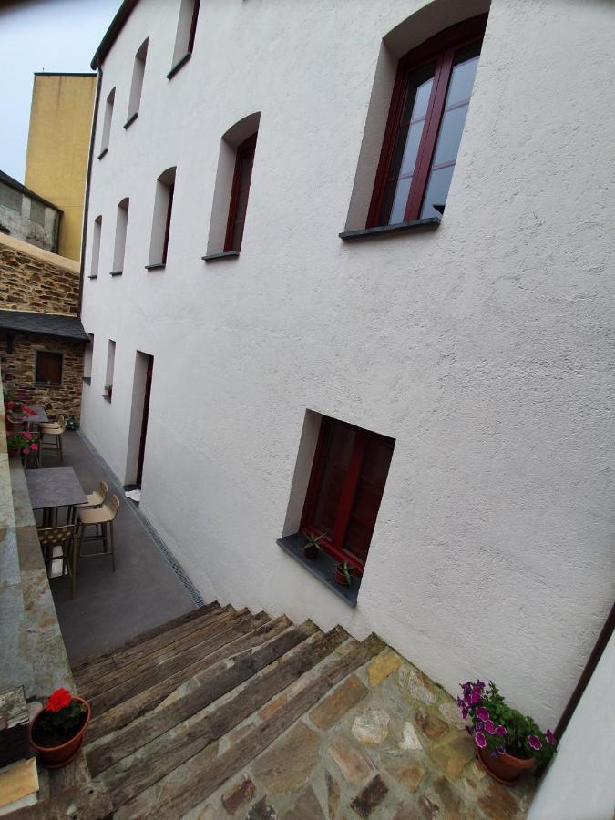 Albergue Casa Cuartel A Fonsagrada ภายนอก รูปภาพ