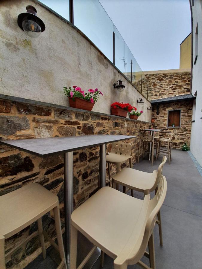 Albergue Casa Cuartel A Fonsagrada ภายนอก รูปภาพ