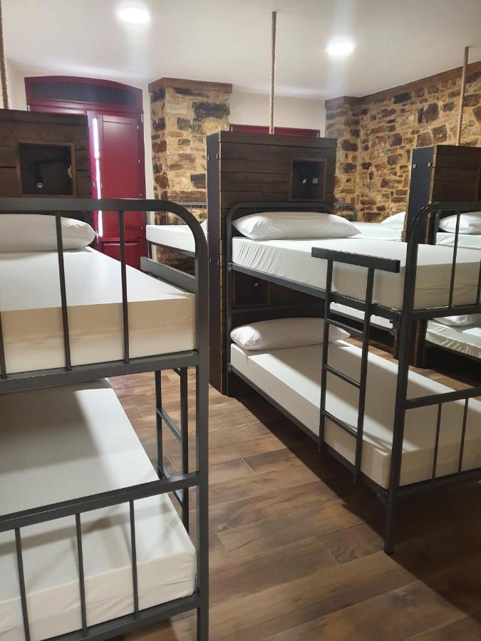 Albergue Casa Cuartel A Fonsagrada ภายนอก รูปภาพ